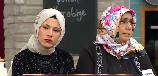 gelinim-mutfakta-yekta-kim-kac-yasinda-nereli-gelinim-mutfakta-kaynana-cevriye-kimdir-1632051932553.jpg Gelinim Mutfakta Yekta kimdir, kaç yaşında, nereli? Gelinim Mutfakta kaynana Cevriye kimdir?-5