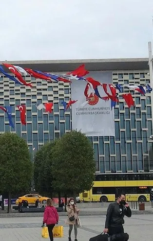 Yenilenen AKM'nin (Atatürk Kültür Merkezi) açılışına günler kala duyurdu: Gençlere özel stüdyo!