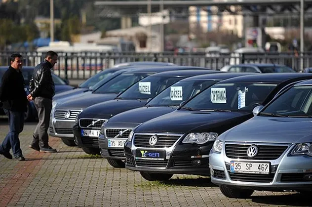 İkinci el otomobilde piyasa karıştı! Fiyatlar 5 günde bir değişiyor