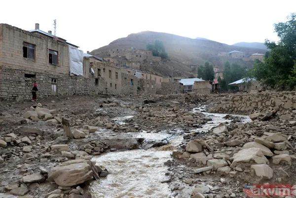 Van Başkale'deki selde öldü sanılan Kader Yurtseven o anları anlattı - 12