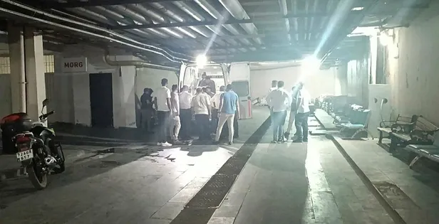 batmanda-sok-olay-5-yasindaki-cocuk-tufekle-oynarken-2-yasindaki-kardesini-vurdu-1692690788080.jpeg Batman'da şok olay: 5 yaşındaki çocuk tüfekle oynarken 2 yaşındaki kardeşini vurdu-3