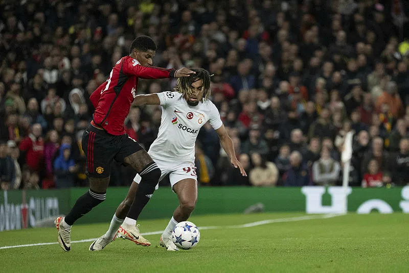 Okan Buruk'tan 4 sürpriz! İşte Galatasaray'ın Antalyaspor maçı 11'i - 3