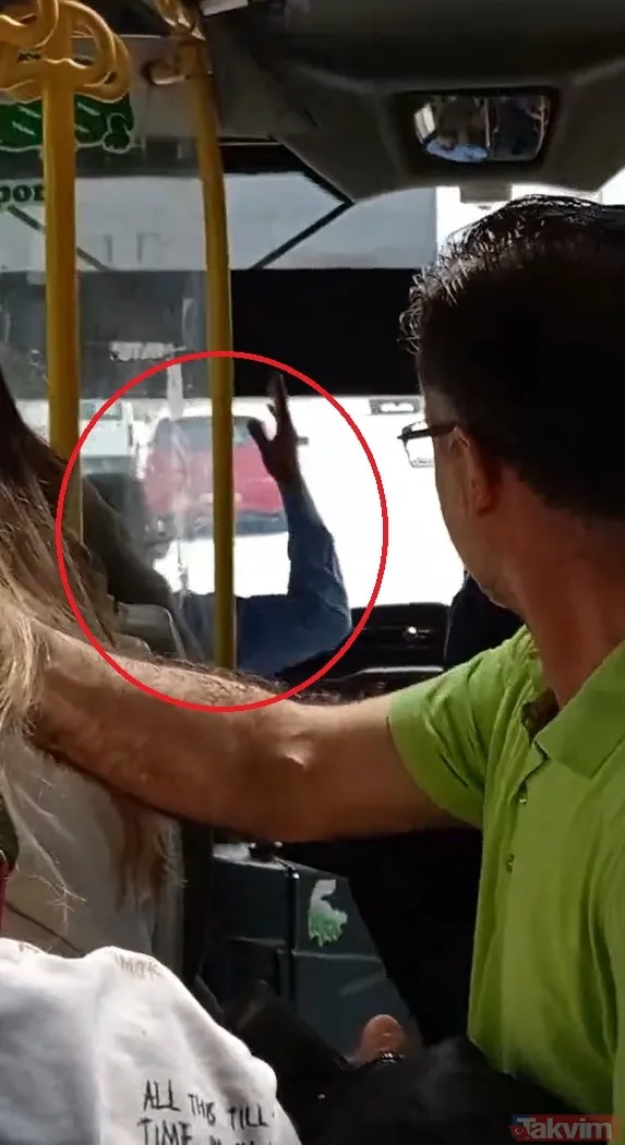 Bursa'da 'durakta kapıyı açmadın' kavgası! Önce hakaret sonra küfür kıyamet: O anlar kamerada - 10