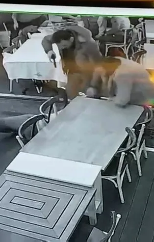 Ece Erken’in eşi Şafak Mahmutyazıcıoğlu'nun cinayetinde kullanılan silah kayalıklarda bulundu