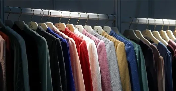 Moda devi Prada Versace’yi satın almak için masaya oturdu!