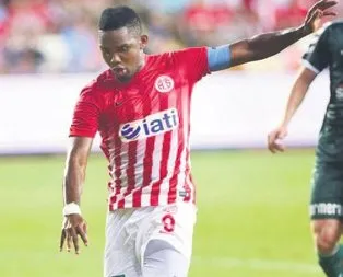 Eto’o hedefi büyüttü: İlk 3’ü istiyoruz!