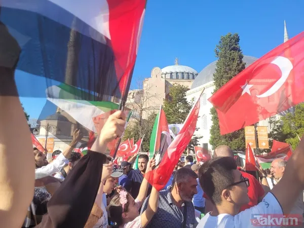 Takvim.com.tr, Ayasofya'da! Binlerce kişi Filistin için meydanlara akın etti | İşte o anlar... - 11