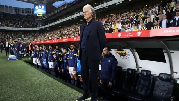 fenerbahce-tenik-direktoru-jorge-jesustan-ayrilik-aciklamasi-fenerbahcenin-teknik-direktoru-degilim-1686518805675.jpeg Fenerbahçe Tenik Direktörü Jorge Jesus'tan ayrılık açıklaması: Fenerbahçe'nin teknik direktörü değilim-6