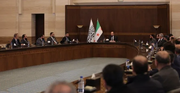 Yeni Suriye'nin ilk kabinesi! Devrik rejim tüm yetkileri devretti... Suriye Başbakanı Muhammed El Beşir amaçlarını anlattı