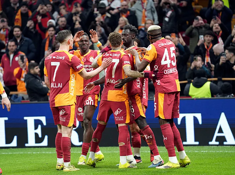 Spor yazarları Galatasaray - Başakşehir maçını değerlendirdi! "Şampiyonluk mayıs ayına kalmaz" - 6