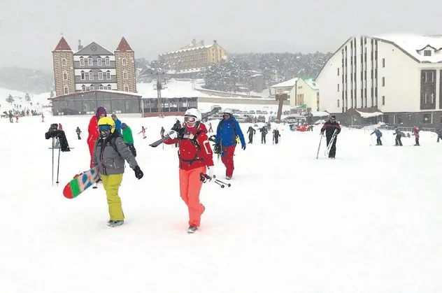 Çinli turistler Sarıkamış'a akın etti