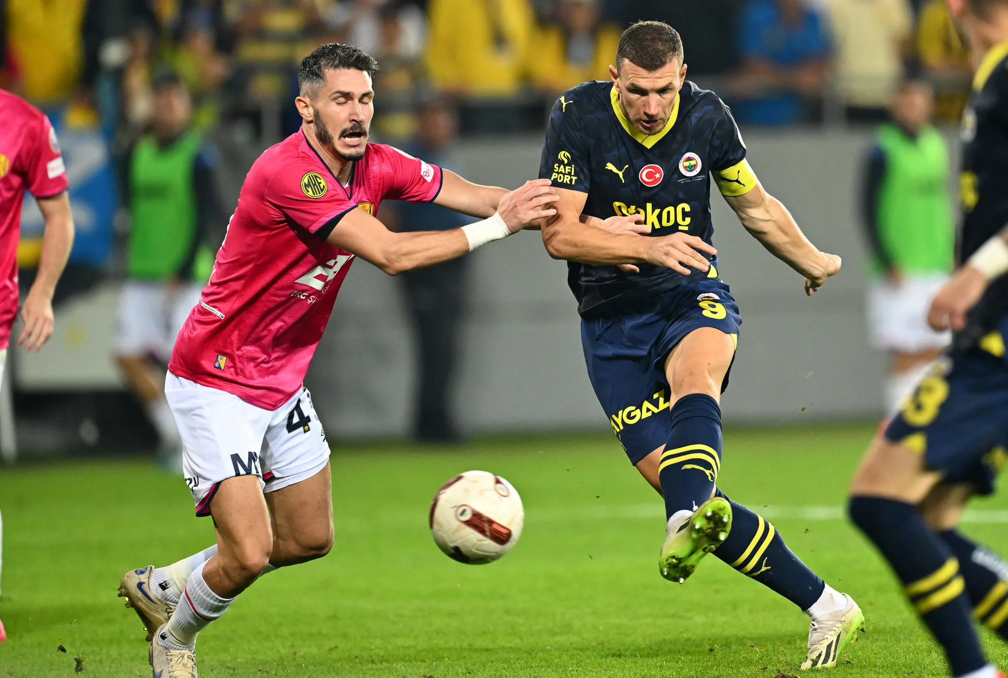 SON DAKİKA TRANSFER HABERLERİ | Galatasaray'da tutunamamıştı Fenerbahçe istiyor! - 2