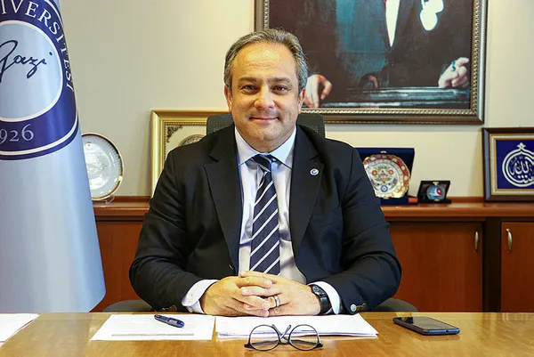 toplum-bilimleri-kurulu-uyesi-prof-dr-mustafa-necmi-ilhan-yilbasindacekirdek-aile-icinde-dahi-temastan-kacinmak-gerek-1609339409997.jpg Toplum Bilimleri Kurulu üyesi Prof. Dr. Mustafa Necmi İlhan: Yılbaşında çekirdek aile içinde dahi temastan kaçınmak gerek-2