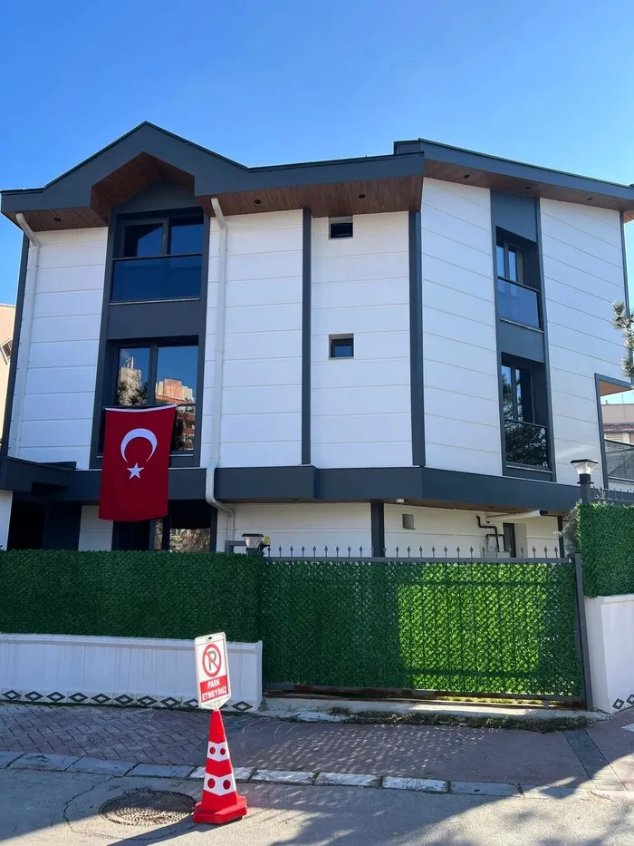 kemal-kilicdaroglu-ozgur-ozele-taktik-verdi-ekrem-imamogluna-onder-sav-tarifesi-mi-ismail-kucukkaya-o-gorusmey-1702976766275.jpeg Kemal Kılıçdaroğlu Özgür Özel'e taktik verdi: Ekrem İmamoğlu'na "Önder Sav" tarifesi mi? İsmail Küçükkaya o görüşmeyi anlattı!-2