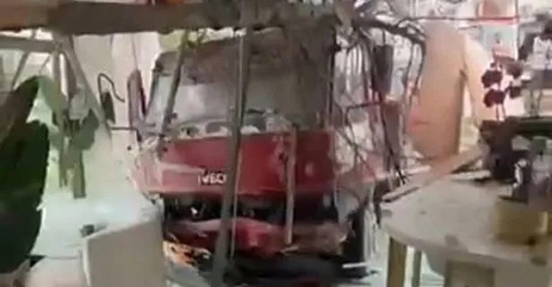 Büyükçekmece'de panik: Vinç diş polikliniğine girdi