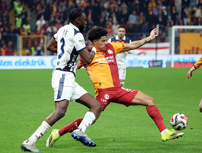 Spor yazarları Galatasaray - Başakşehir maçını değerlendirdi! "Şampiyonluk mayıs ayına kalmaz" - 12