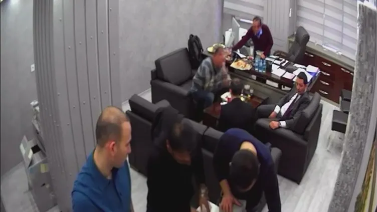 CHP'deki kara para skandalında yeni perde! Şaibenin izi ahbap çavuş ilişkisi: İmamoğlu ve Fatih Keleş...