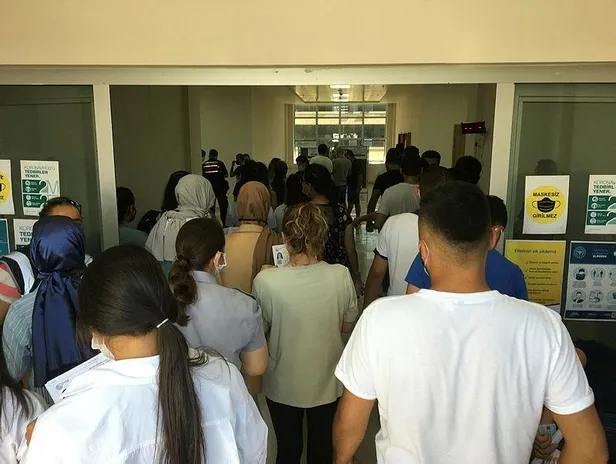 bartinda-kpssye-giren-kiside-koronavirus-tespit-edildi-30-kisi-karantinada-1627830139013.jpeg Bartın'da KPSS'ye giren kişide koronavirüs tespit edildi! 30 kişi karantinada...-3