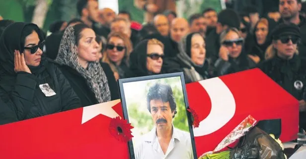 Hayatını kaybeden arabeskin efsanesi Ferdi Tayfur'un mirası yüzünden çocukları tabutu başında kavga etti!