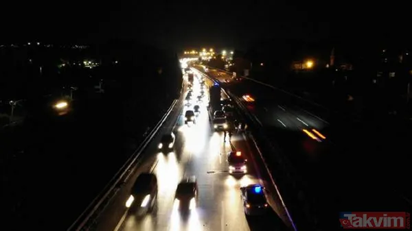 Sapanca'da TEM'i kilitleyen kaza! 5 araç birbirine girdi - 6