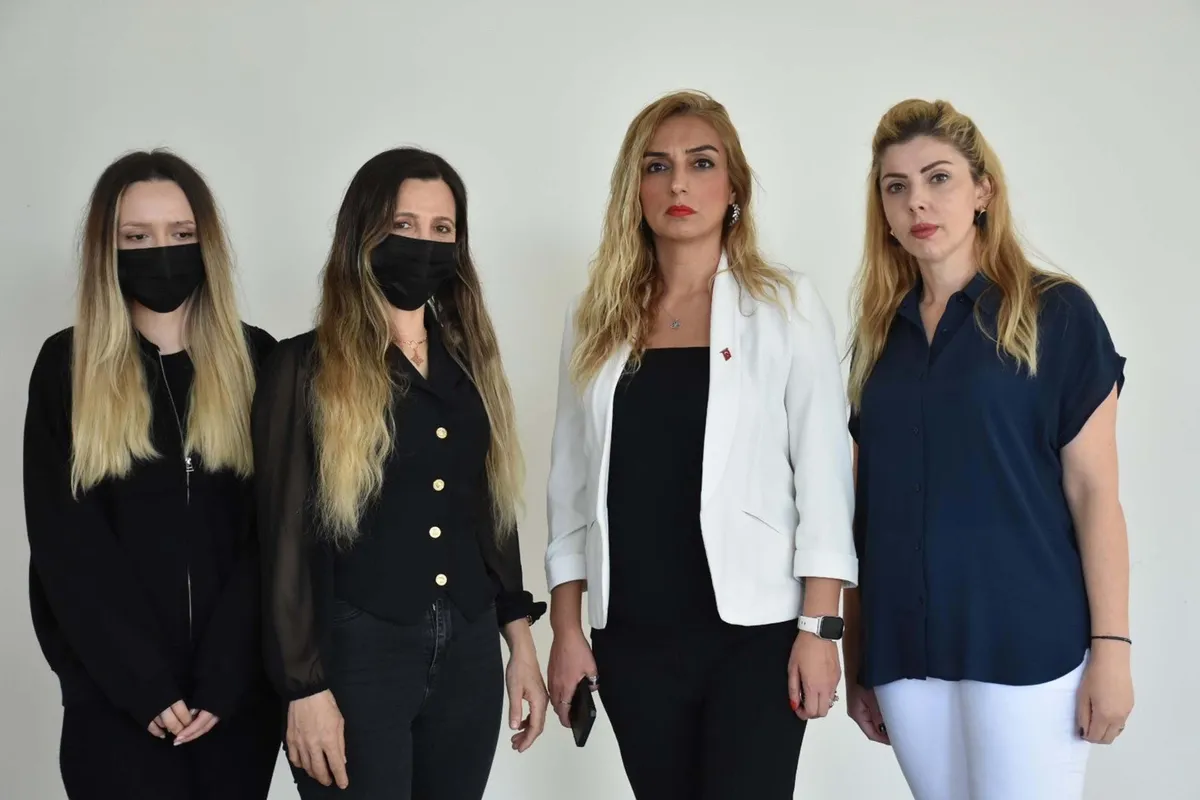 1783616828526.jpeg İzmir'de genç kıza bıçaklı saldırı davasında ara karar: Şüpheli tahliye edildi-5
