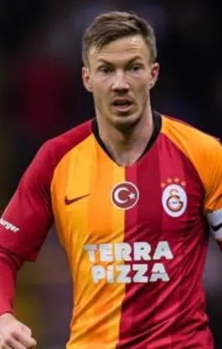 Omar’ın yerine Martin Linnes oynayacak