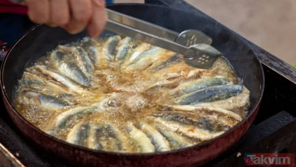 Lezzeti ikiye katlayan sır! Karadenizlilerin bile bilmediği hamsi buğulamanın püf noktası - 4