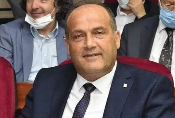 Liste krizinde istifaların ardı arkası kesilmiyor