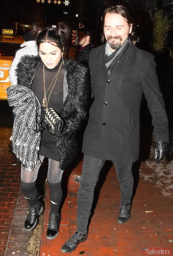 Orada Çok Formalitesiz Evleniyorsun, Belgelerini Gönderiyorsun 15 Günde Halloluyor. Çok Özel Bir Andı Benim İçin, Özelimizi Korduk Bu Yüzden.