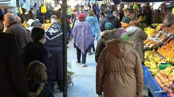 gozler-kritik-toplantida-sokaga-cikma-kisitlamasi-gelecek-mi-sehirler-arasi-seyahat-yasagi-olacak-mi-yeni-tedbirler-1606684313330.jpeg Gözler kritik toplantıda! Sokağa çıkma kısıtlaması gelecek mi? Şehirler arası seyahat yasağı olacak mı? Yeni tedbirler...-6