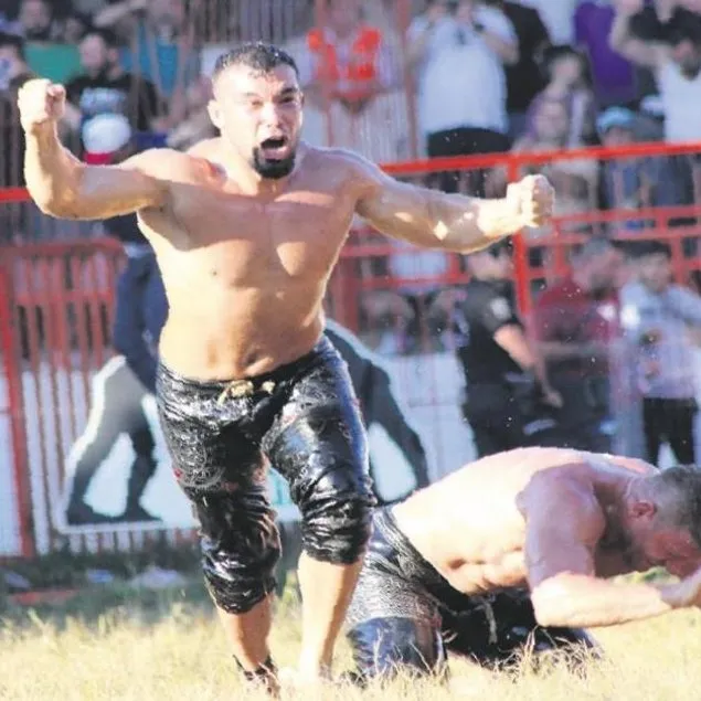 Başpehlivan Yusuf Can Zeybek