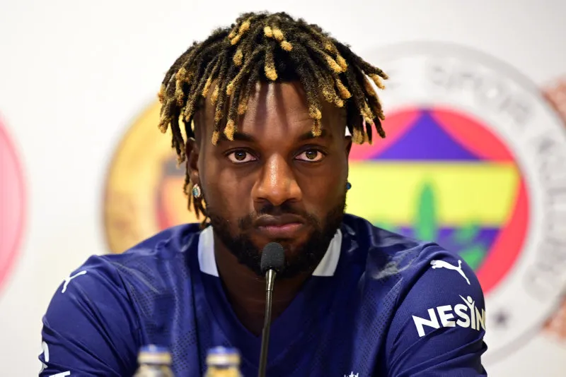 Jose Mourinho'dan sürpriz 11 kararı! Göztepe Fenerbahçe maçında o isim yedek - 21