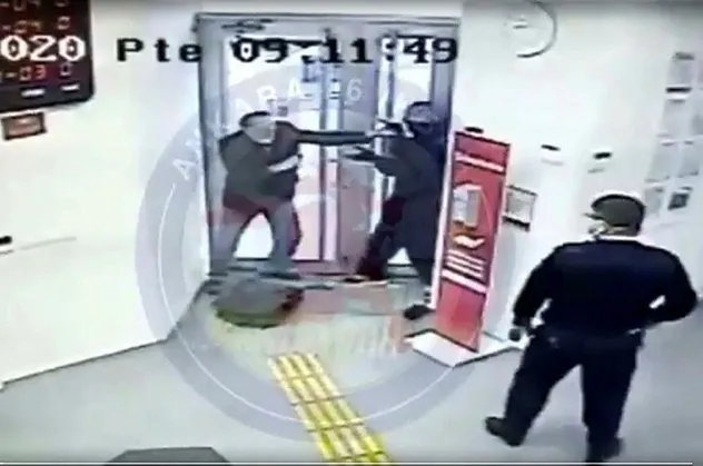 Başkent Ankara'da banka soygunu! Son dakika görüntüleri ortaya çıktı