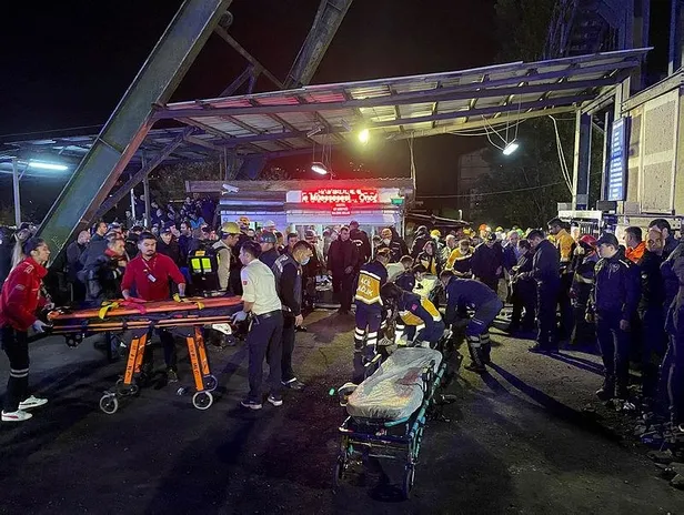 Bartın'da maden ocağında patlama meydana geldi! Yer altında kalan işçileri kurtarma çalışmaları sürüyor-9