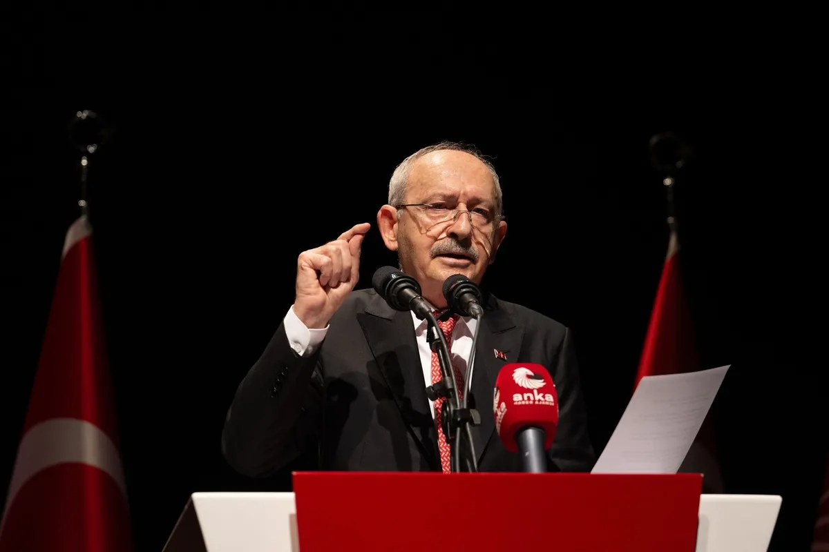 Kılıçdaroğlu cephesi olağan kurultay için tarih verdi! CHP'de Özgür Özel'in topladığı imzalar boşa çıkaran hamle-4