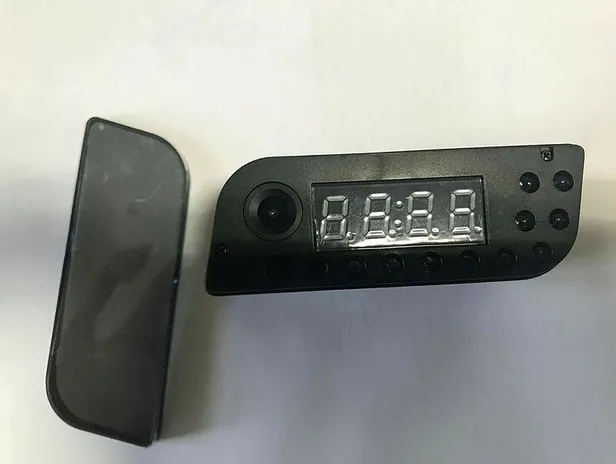 Banyoda gizli kamerayla eşi ve akrabalarını kayda aldığı iddia edilen kocayla ilgili flaş gelişme!-1