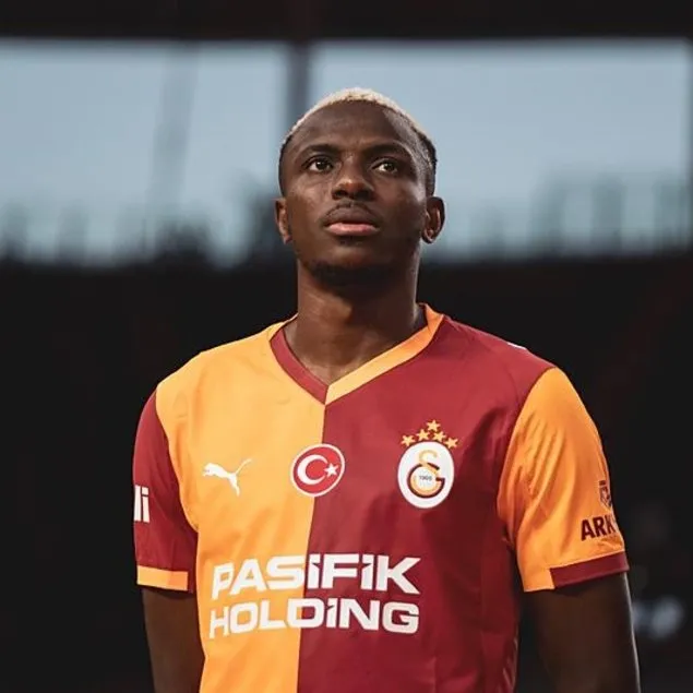 Osimhen için sürpriz rakam!