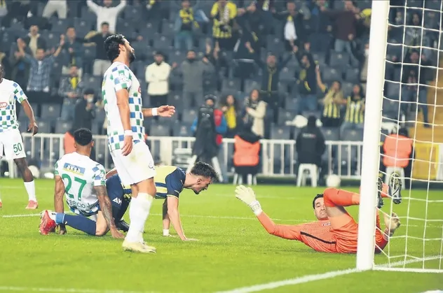 Fenerbahçe Rize galibiyetinden sonra hayata döndü