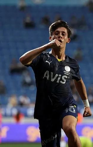 Arda Güler depremi! Hastaneye götürüldü