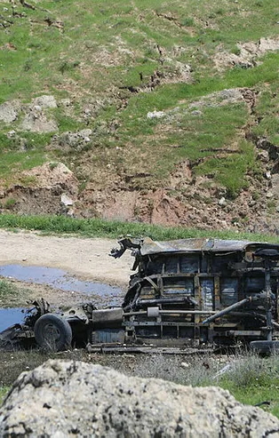 Şırnak'ta teröristler sivillere saldırdı