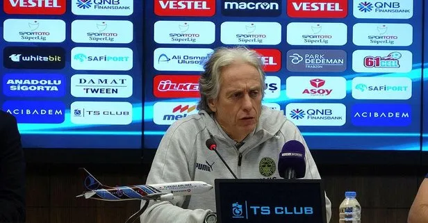 Eleştirilerden Jorge Jesus da nasibini aldı!  Aykut Kocaman’ı Jesus’un saçlarıyla photoshopladılar