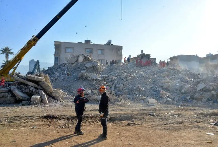 Depremden bir gün önce yıkım kararı alınmış