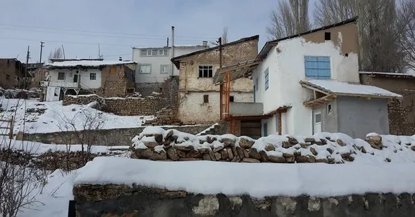 sivasin-kolluca-koyunden-120-doktor-cikti-100un-uzerinde-kisi-de-tip-okuyor-1643521946305.jpg Sivas'ın Kolluca köyünden 120 doktor çıktı! 100'ün üzerinde kişi de tıp okuyor-3