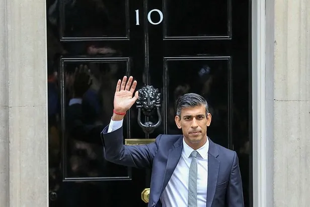 ingilterenin-yeni-basbakani-rishi-sunak-kabinesini-belirledi-1666727271748.jpeg İngiltere'nin yeni Başbakanı Rishi Sunak, kabinesini belirledi-3