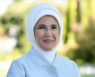 Emine Erdoğan, YKS'ye giren öğrencilere başarılar diledi