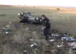 Otomobil takla attı: 3 yaralı