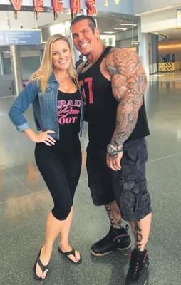 Ünlü vücutçu komada