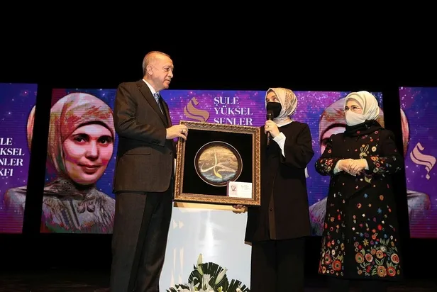 Başkan Erdoğan'dan AKM'de Şule Yüksel Şenler için hazırlanan "Şule" belgeseli gösterimi programında önemli açıklamalar-6