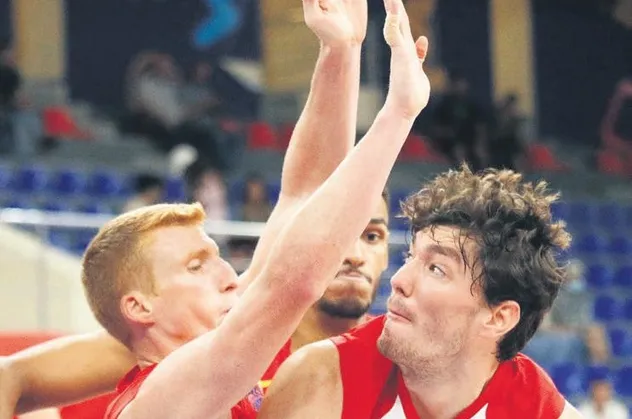 Grubu 2. sırada tamamlayan 12 Dev Adam son 16 turunda Fransa ile eşleşti
