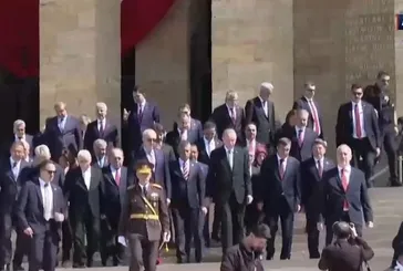 Başkan Erdoğan Anıtkabir'i ziyaret etti